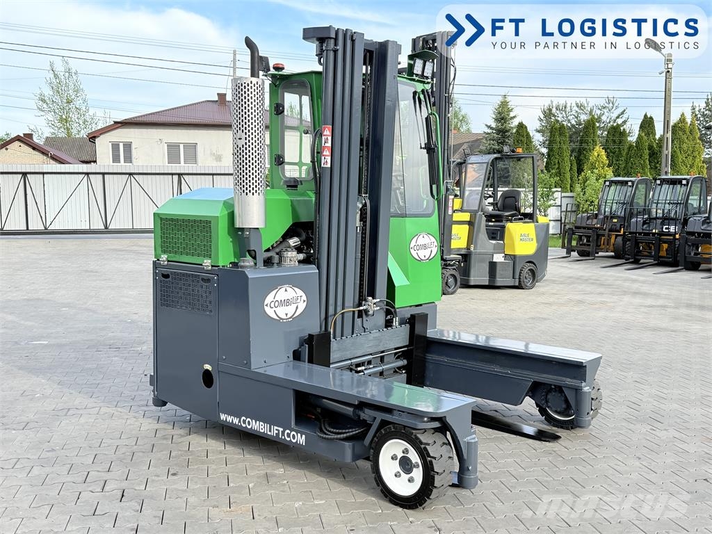 Combilift C3000 / DIESEL / TRIPLEX 5600MM / FREE-LIFT / FORK Four-way truck