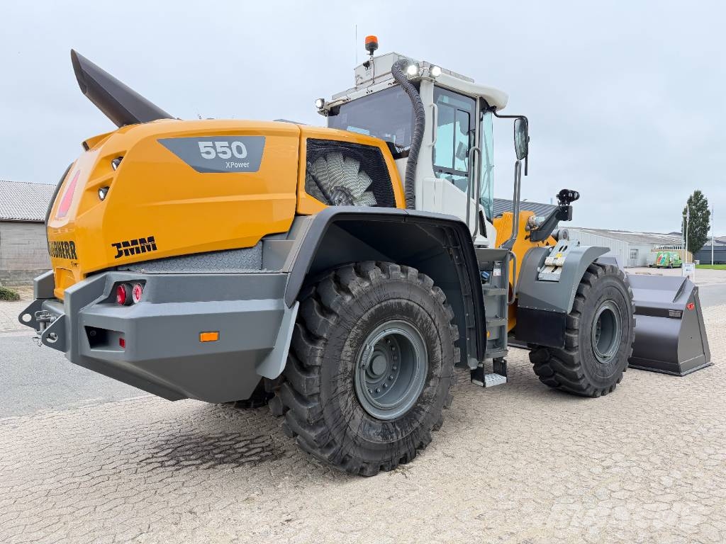 Liebherr L 550 XPower لوادر بعجل