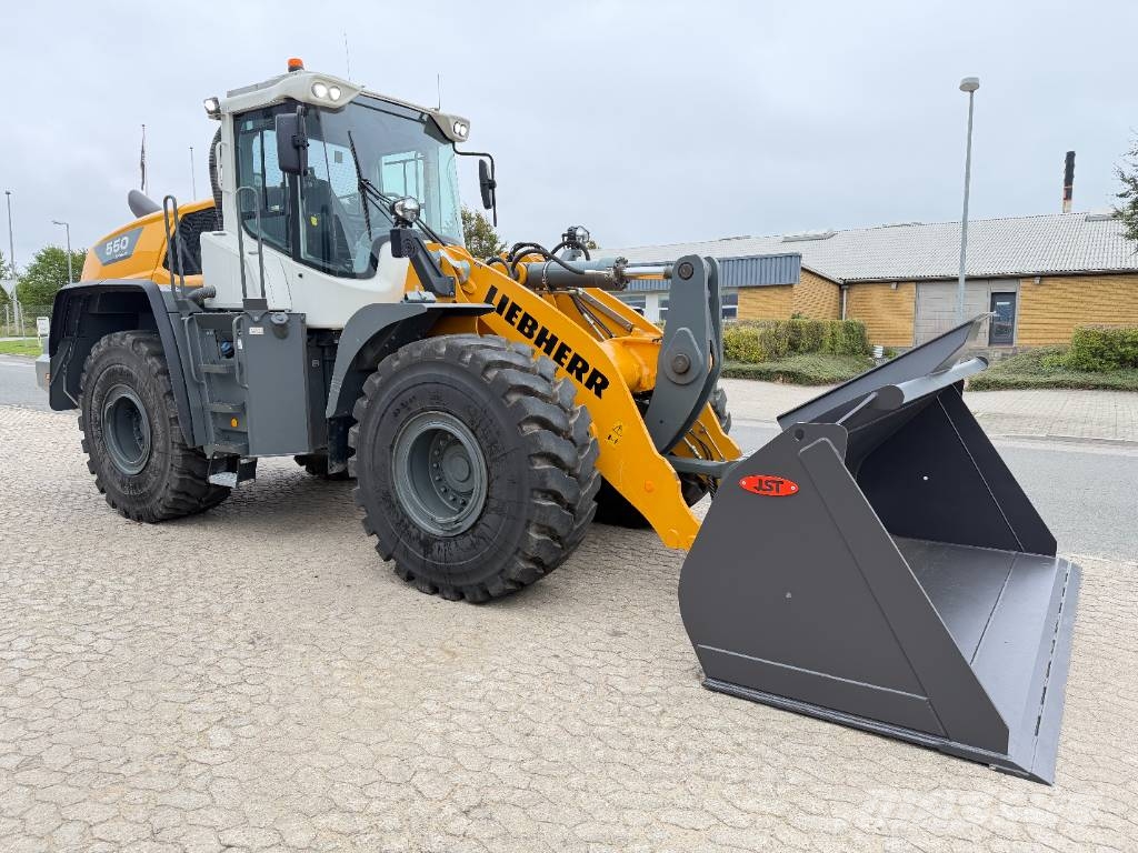 Liebherr L 550 XPower لوادر بعجل