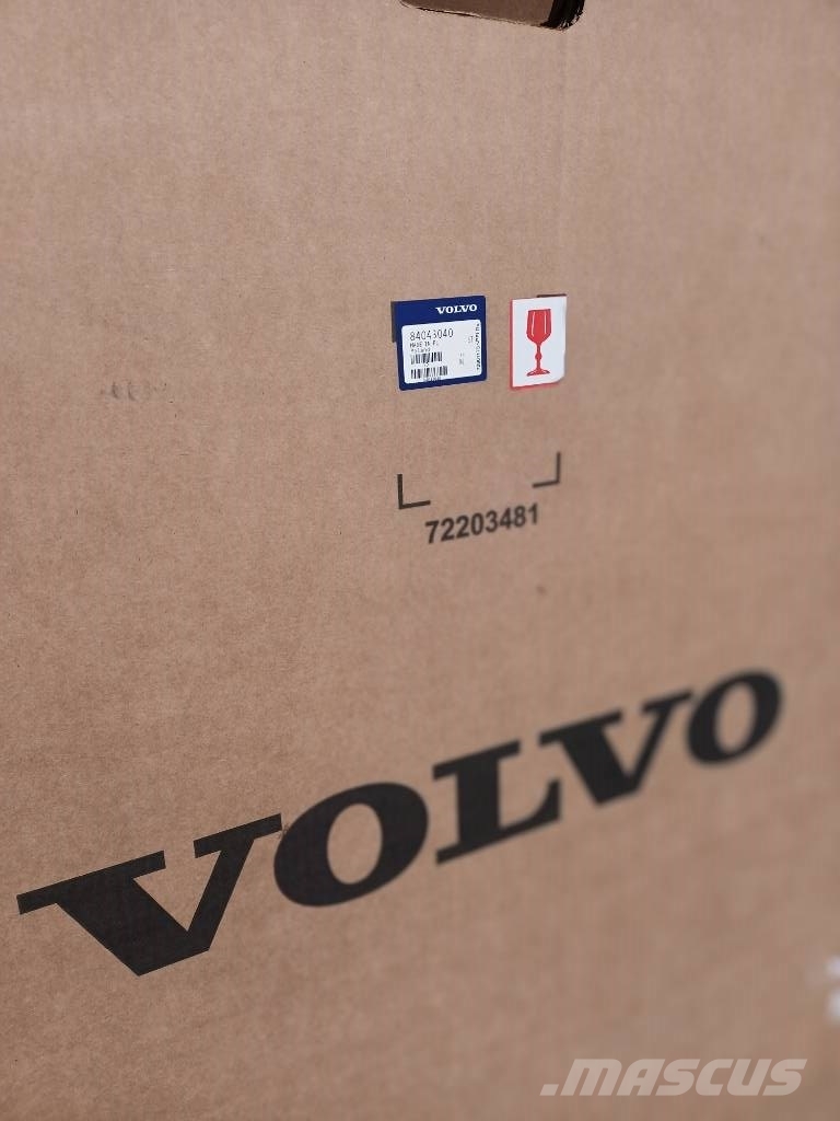 Volvo DOOR WINDOW PANE 84043040 驾驶室与内部