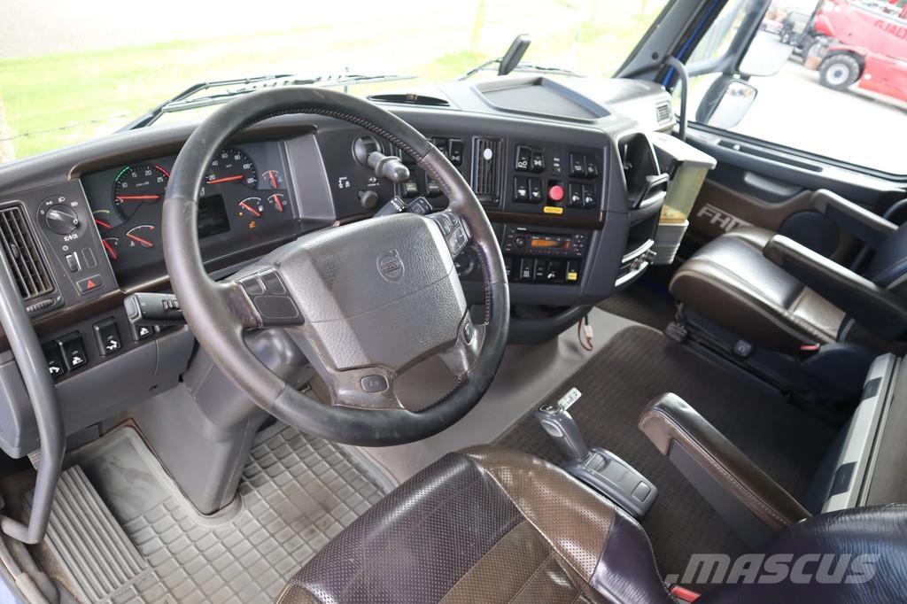 Volvo FH 16.750 | 8X4 | KIPPER / TRACTOR | RETARDER | 10 덤프 트럭