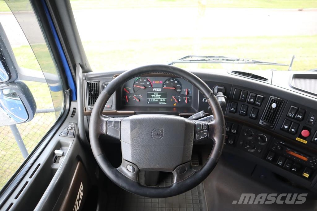 Volvo FH 16.750 | 8X4 | KIPPER / TRACTOR | RETARDER | 10 덤프 트럭