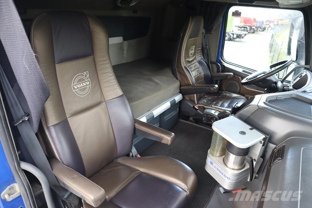 Volvo FH 16.750 | 8X4 | KIPPER / TRACTOR | RETARDER | 10 덤프 트럭
