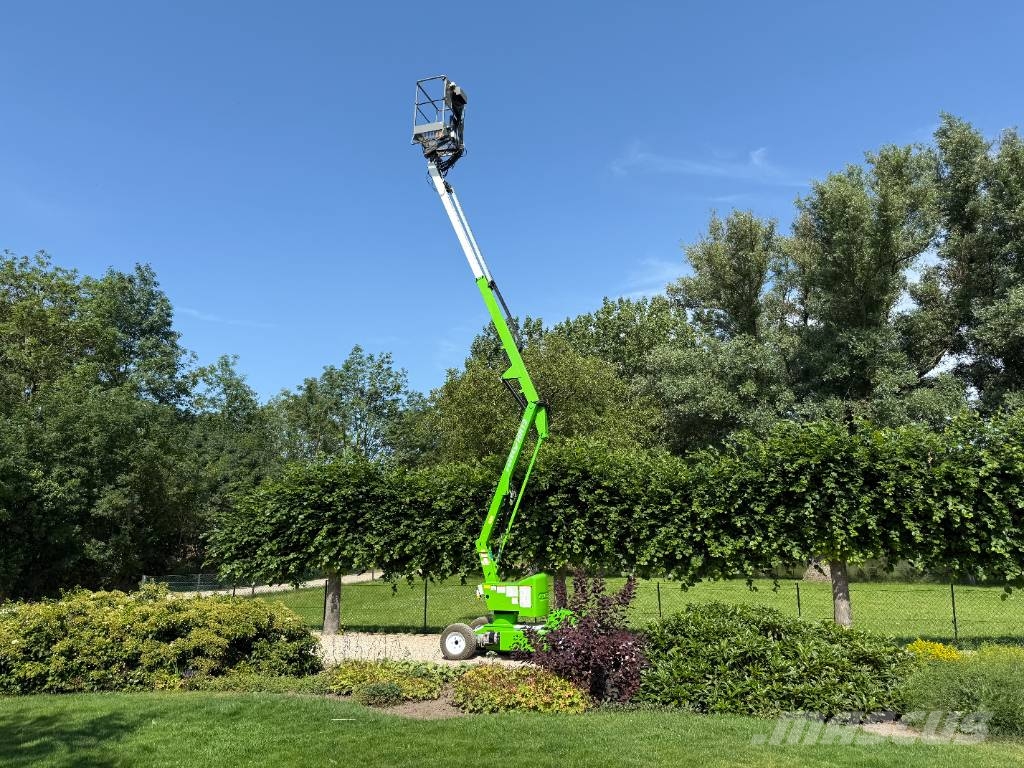 Niftylift HR 12 NDE Knikarmhoogwerker / Knikarm Hoogwerker Strēles pacēlāji