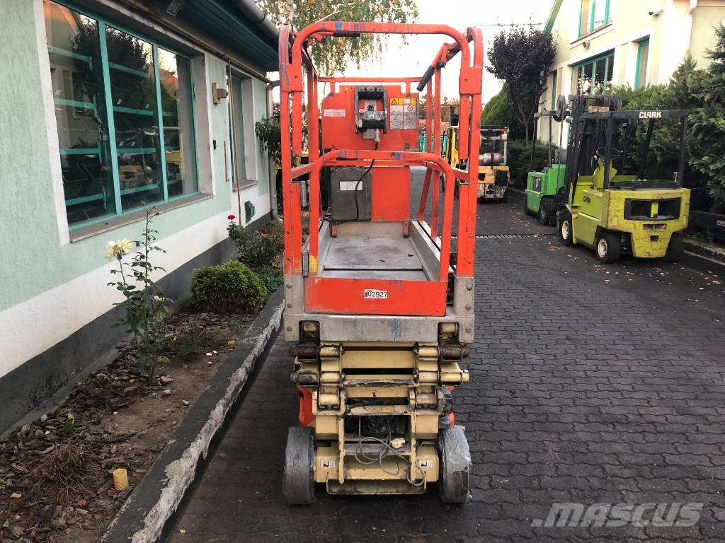 JLG 1930 ES V-2927 EO Vertikálne stĺpové výťahy