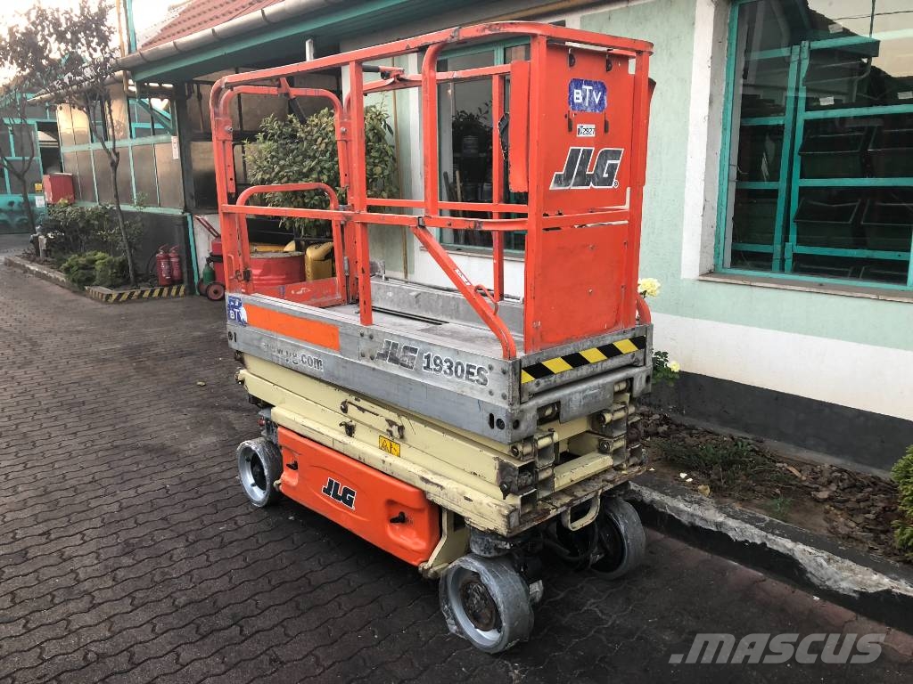 JLG 1930 ES V-2927 EO Vertikálne stĺpové výťahy