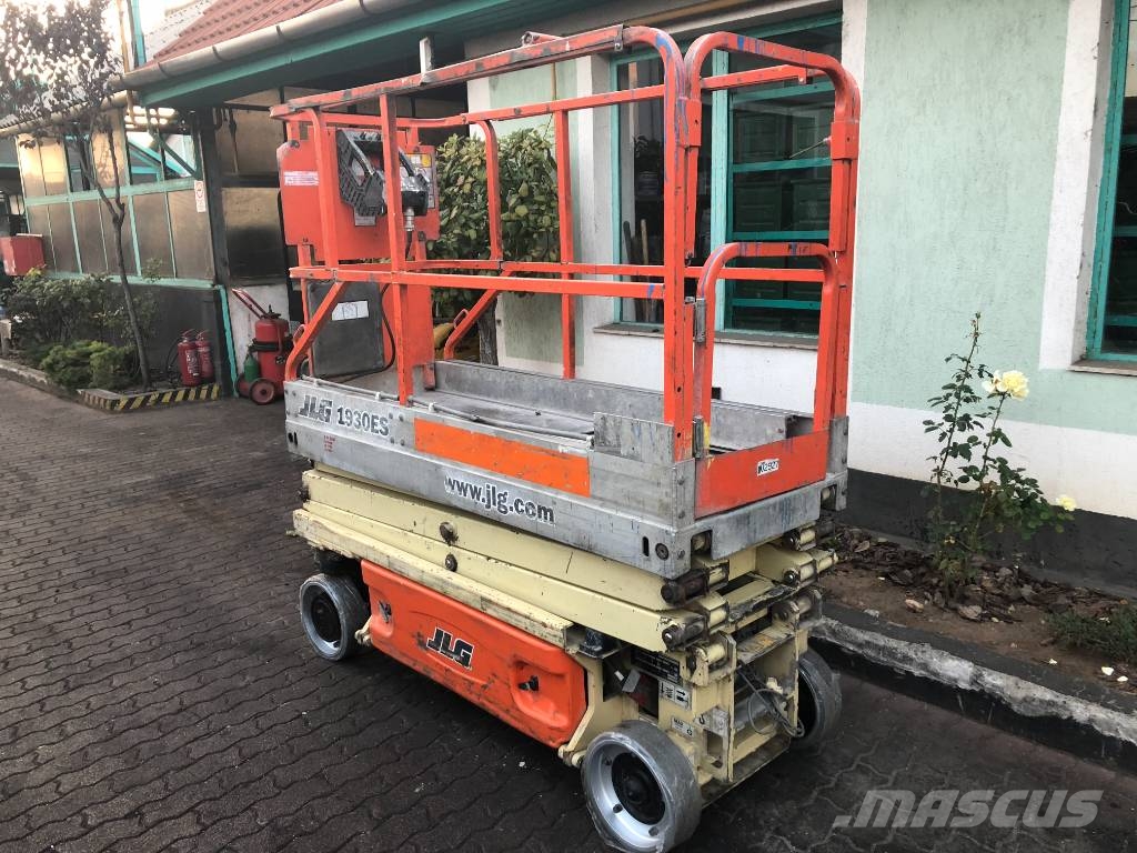 JLG 1930 ES V-2927 EO Vertikálne stĺpové výťahy