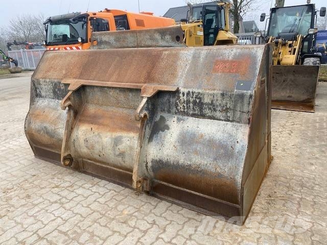 Seiler (1223)  3.8 cbm neuw. Schaufel / bucket دلاء