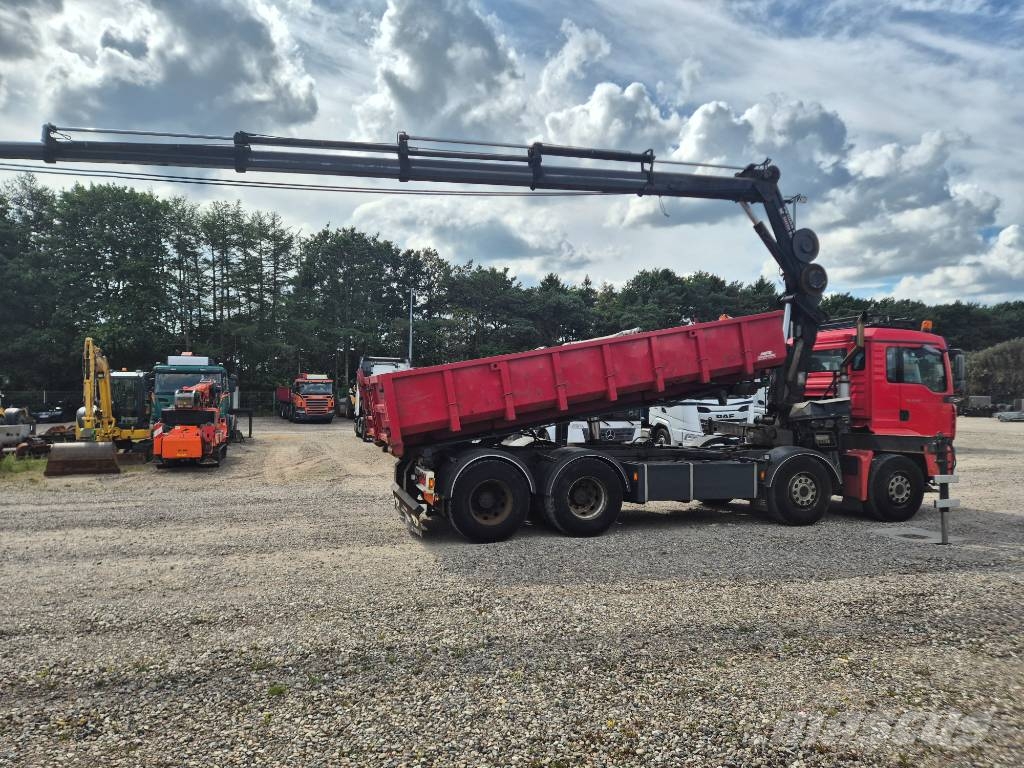 MAN TGA 32.460 8x4/4 //HIAB 220 C - 5 // 3 way tip Автокранове