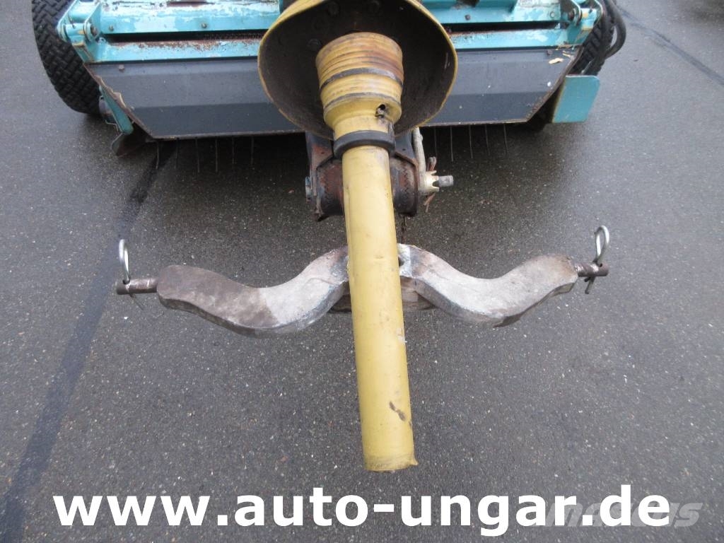 Kässbohrer BeachTech STR 2000 Baujahr 2003 BeachCleaner Оборудване за почистване на плаж