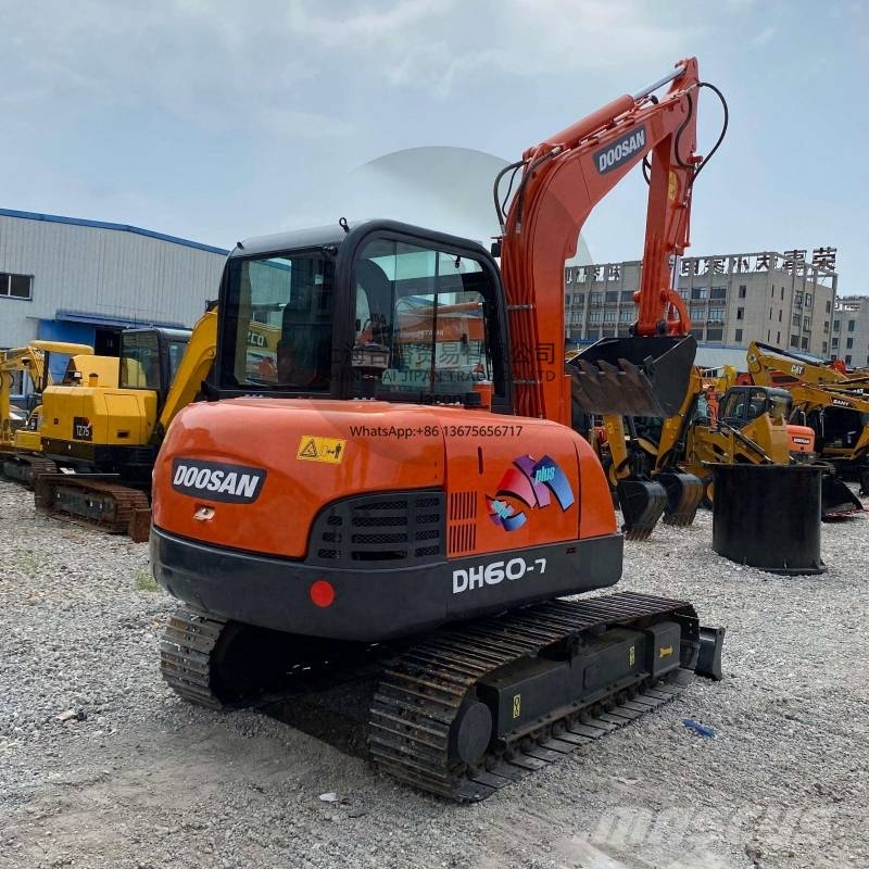 Doosan DH 60-7 小型挖掘机