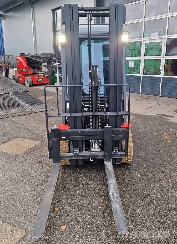 EP EFL181, Triplex, 4800mm, Lithium Elektrische heftrucks