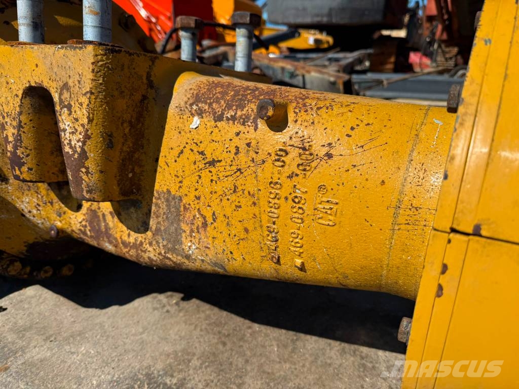 CAT 950M AXLES! محور العجلة