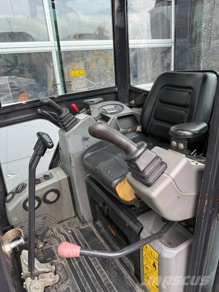 Bobcat E20 Mini rýpadla < 7t