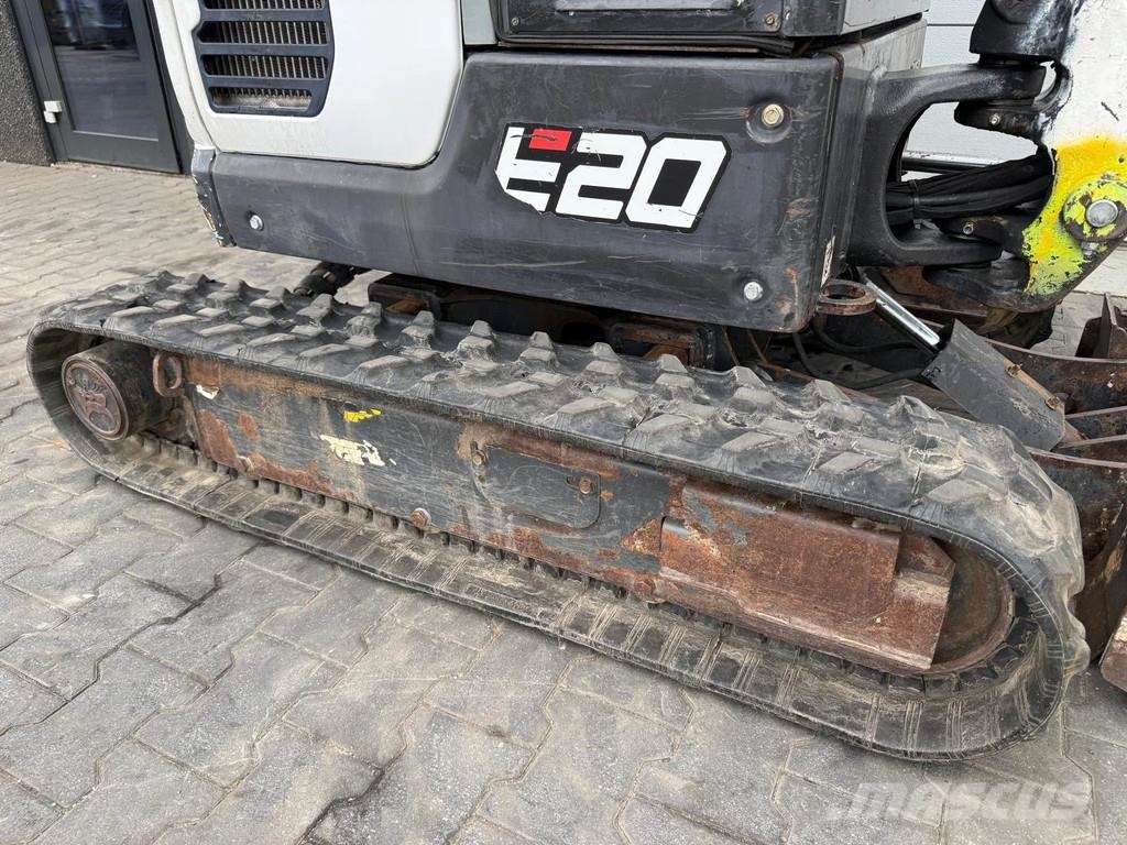Bobcat E20 Mini rýpadla < 7t