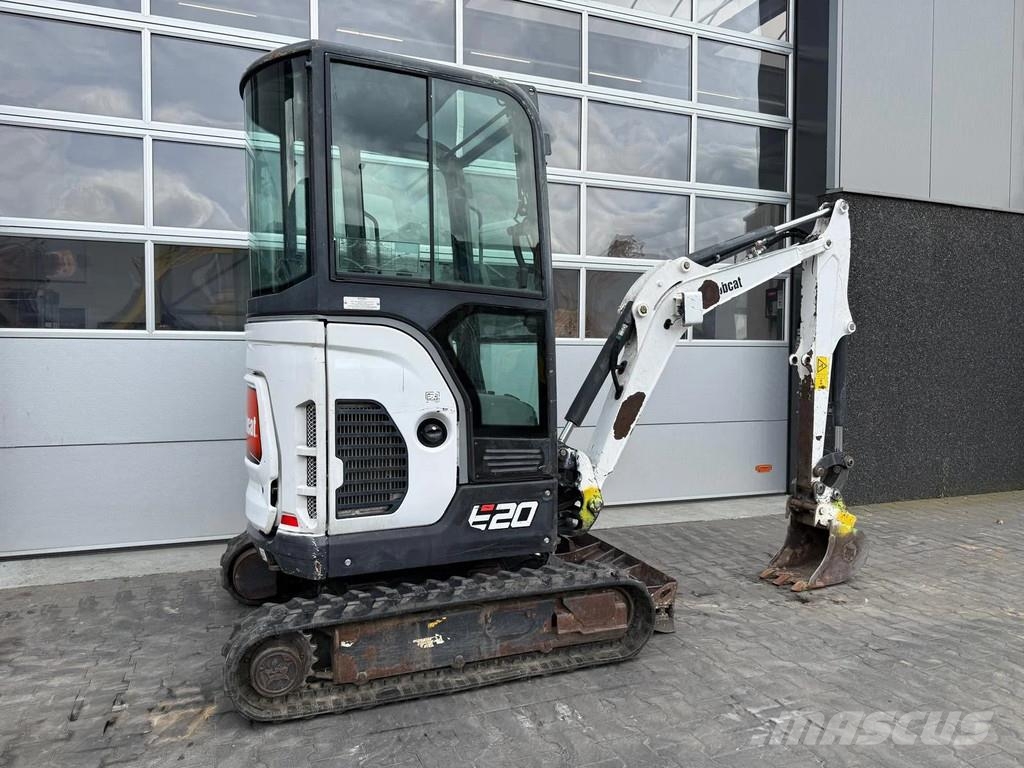 Bobcat E20 Mini rýpadla < 7t