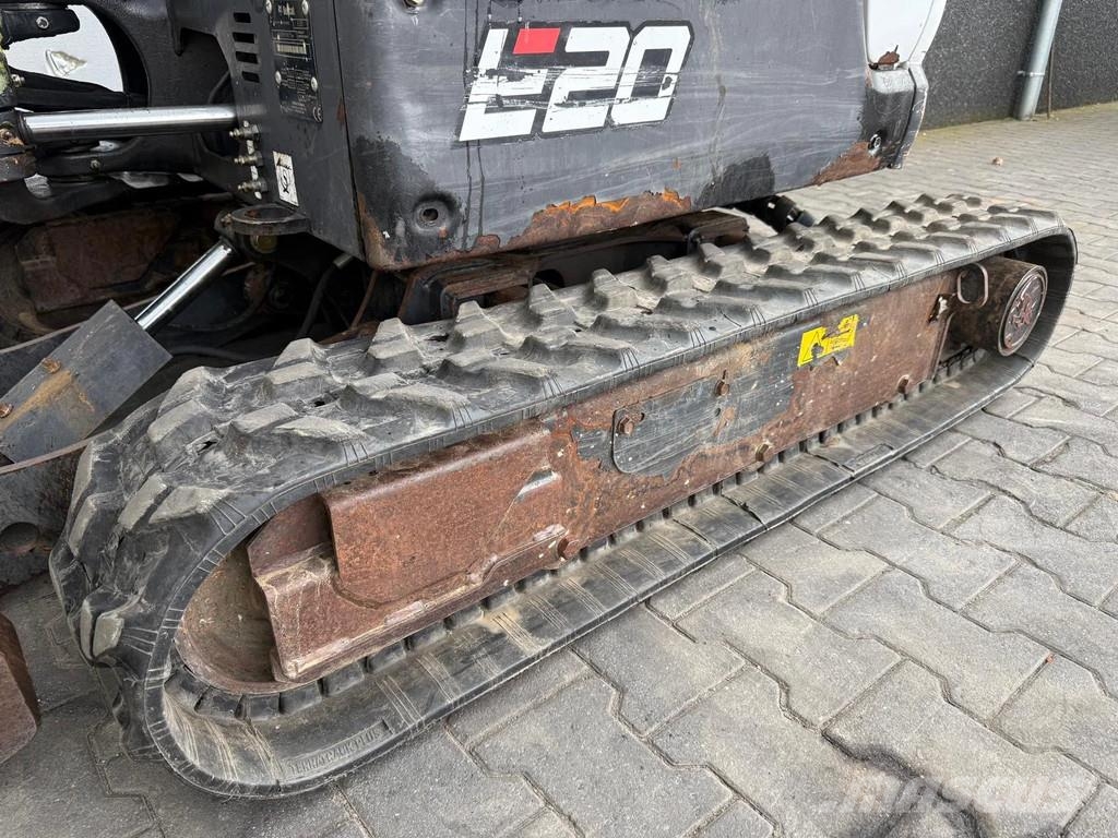 Bobcat E20 Mini rýpadla < 7t