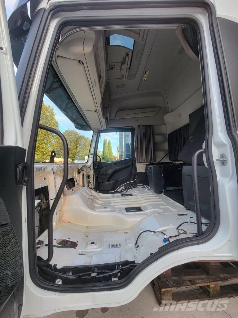 Iveco S-WAY Kabine i unutrašnjost