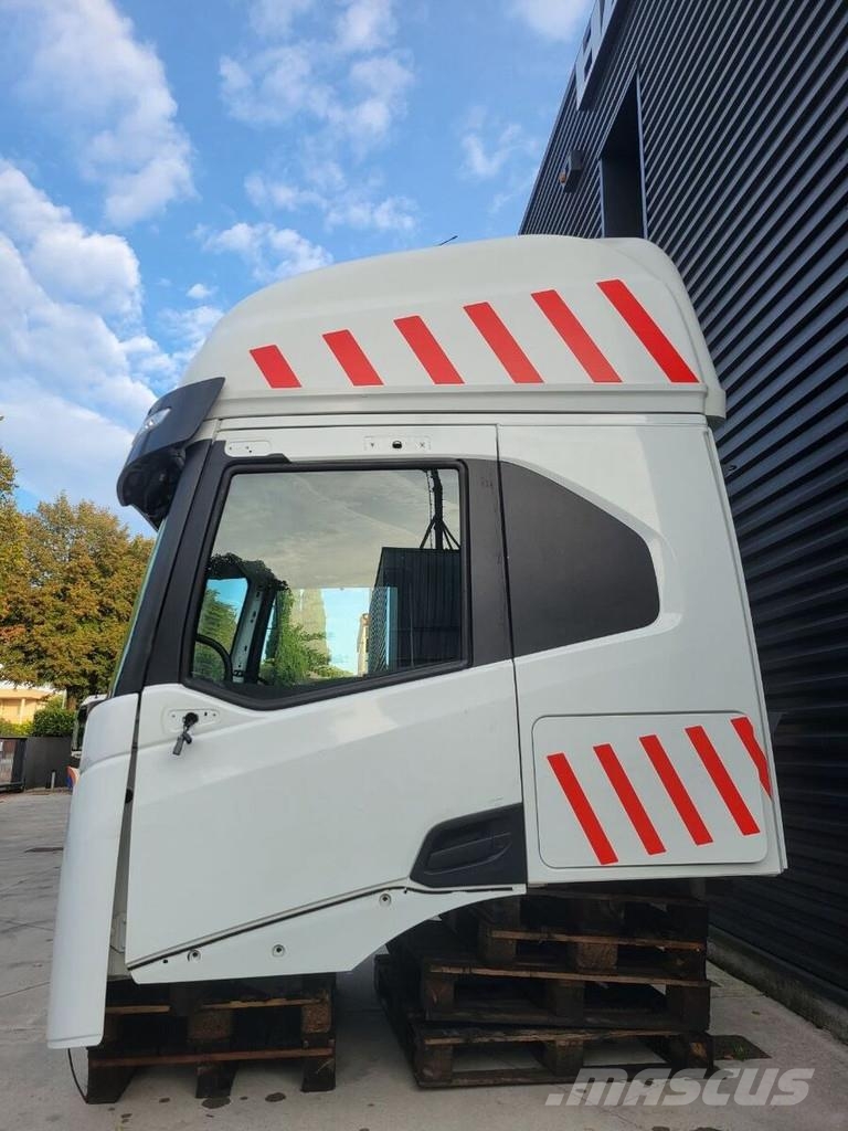 Iveco S-WAY Kabine i unutrašnjost