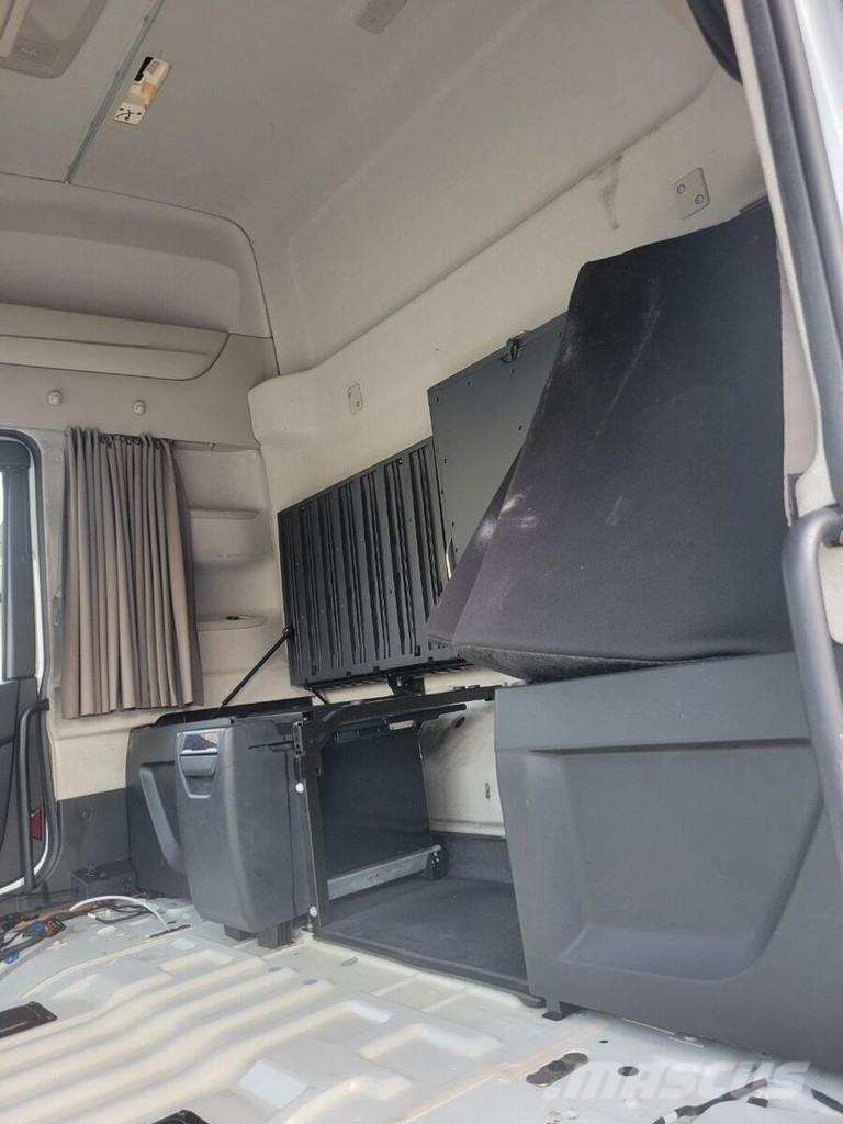 Iveco S-WAY Kabine i unutrašnjost