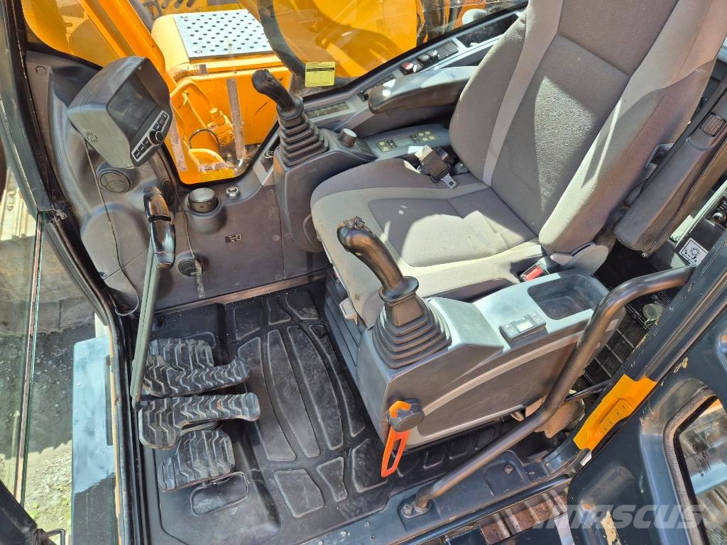 Hyundai R 220 LC-9A Excavadoras sobre orugas