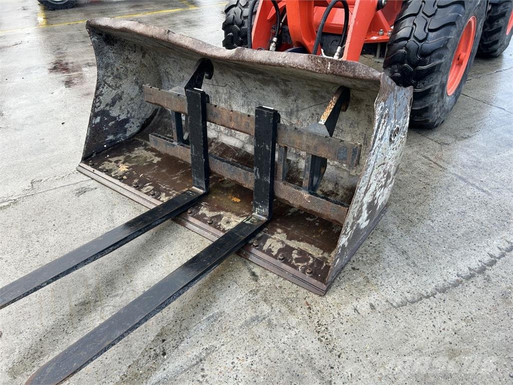 Kubota R070 (6678) Višenamenski utovarivači