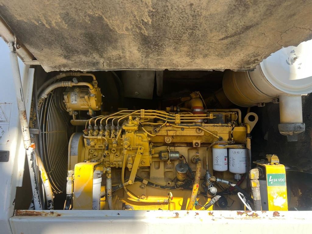 Komatsu GD 650 AE Niveladoras