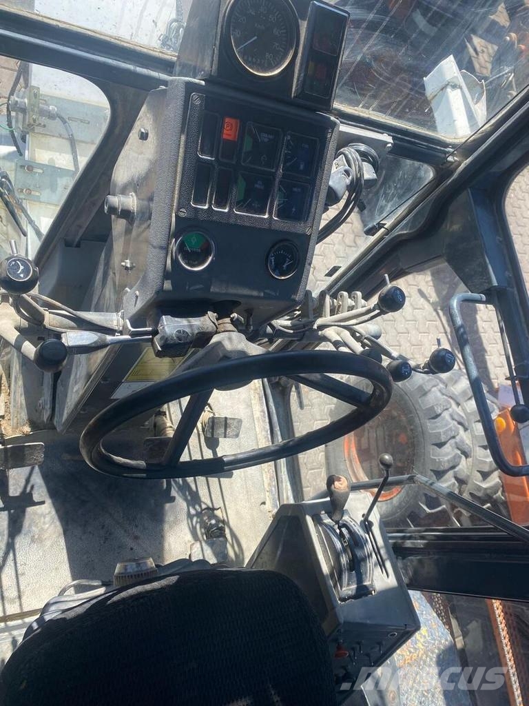 Komatsu GD 650 AE Niveladoras