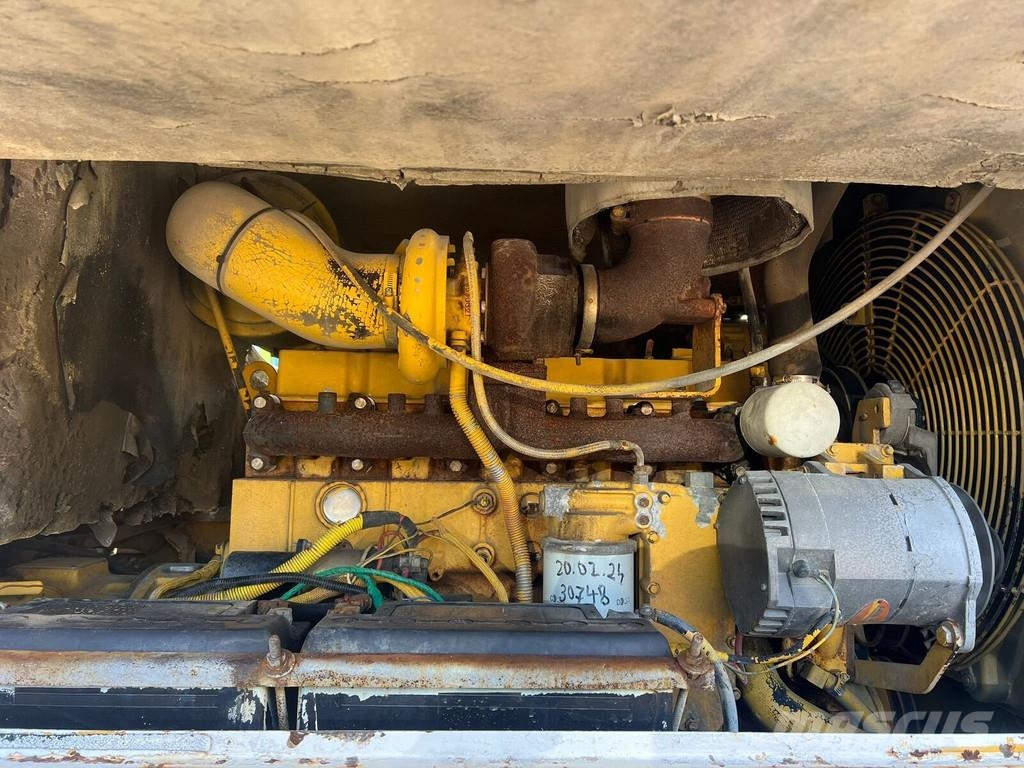 Komatsu GD 650 AE Niveladoras