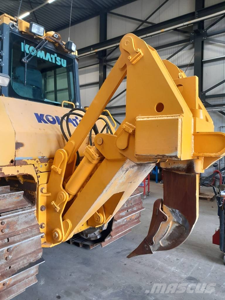 Komatsu D85 / D71 RIPPER - SINGLE SHANK Skarifikatori