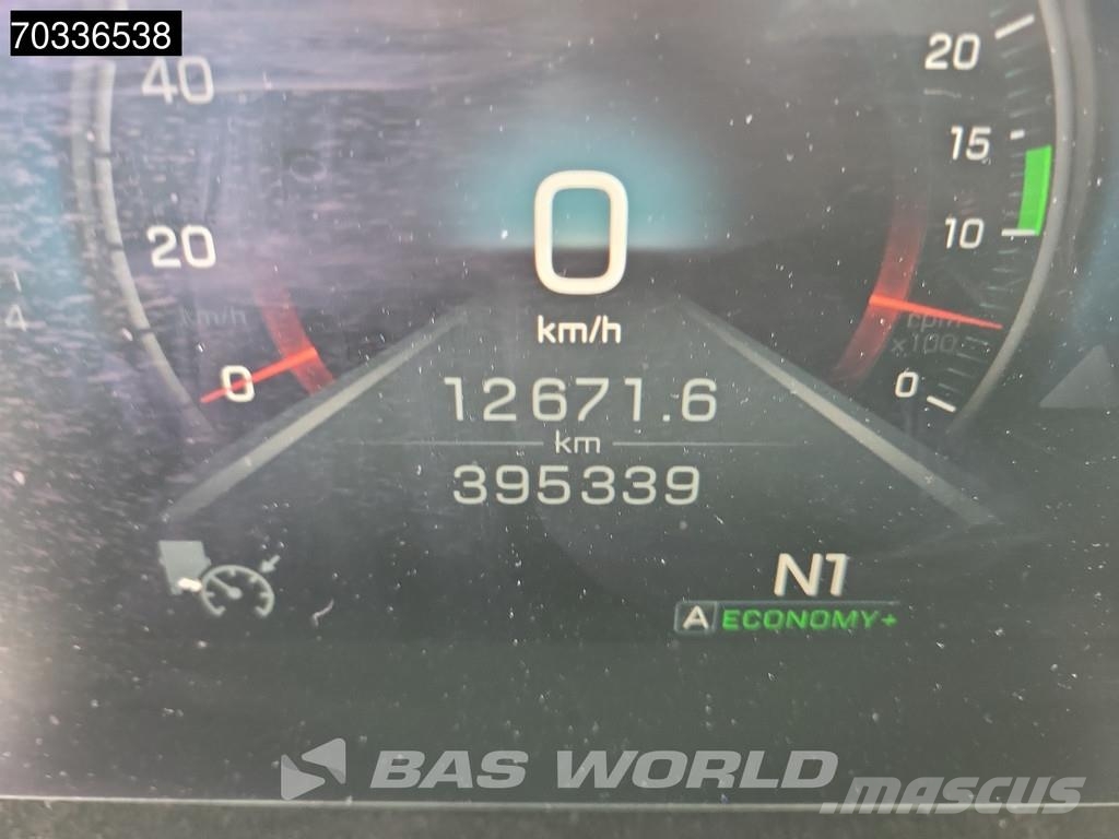 Mercedes-Benz Actros 1845 4X2 BigSpace Retarder 2x Tanks ACC Nav Vilcēji