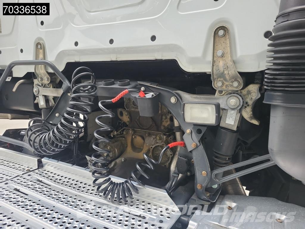 Mercedes-Benz Actros 1845 4X2 BigSpace Retarder 2x Tanks ACC Nav 中古トラクターヘッド | トレーラーヘッド