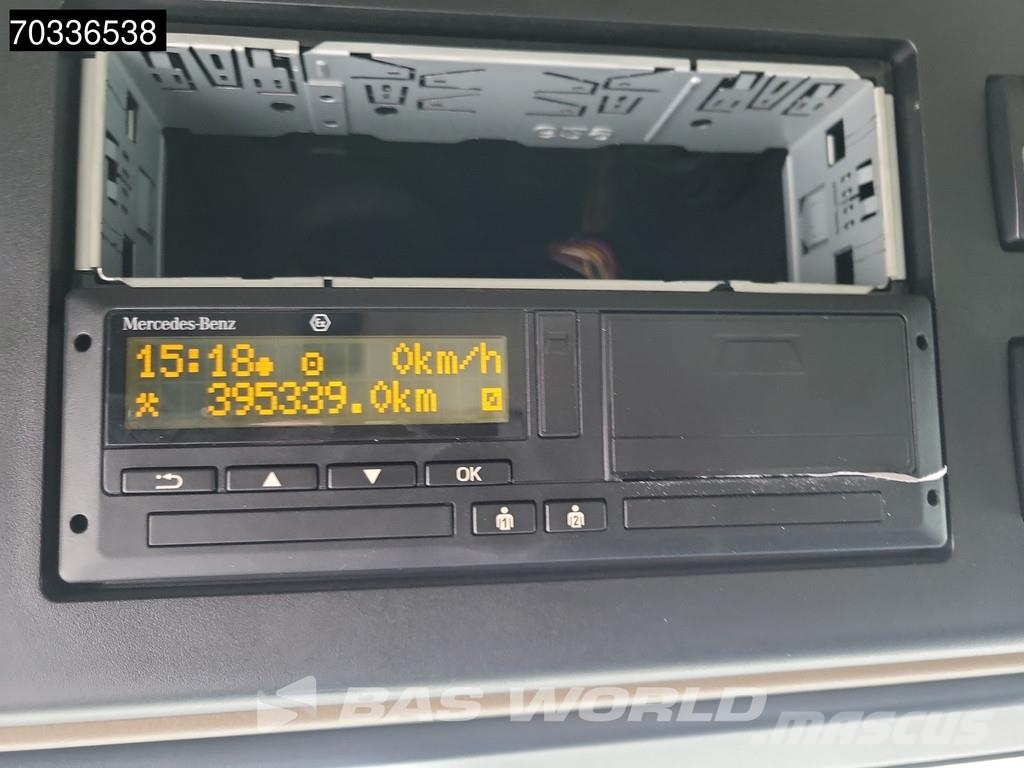 Mercedes-Benz Actros 1845 4X2 BigSpace Retarder 2x Tanks ACC Nav Vilcēji