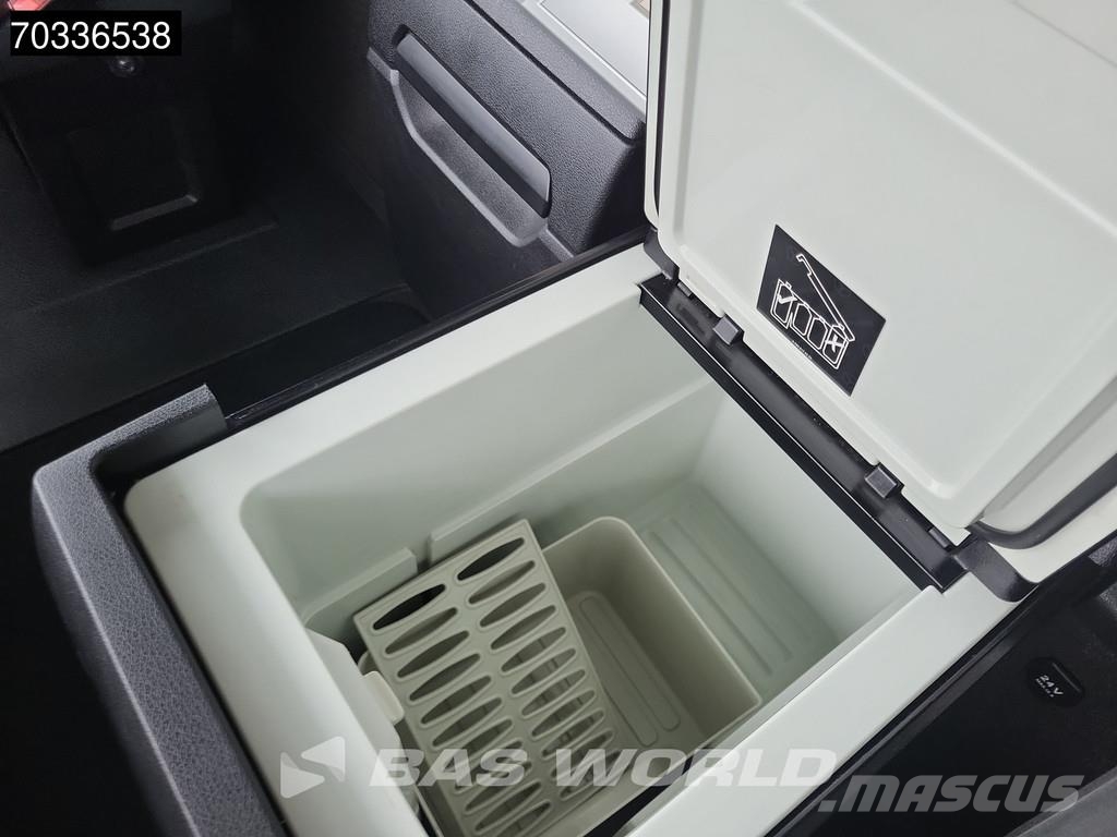 Mercedes-Benz Actros 1845 4X2 BigSpace Retarder 2x Tanks ACC Nav 中古トラクターヘッド | トレーラーヘッド