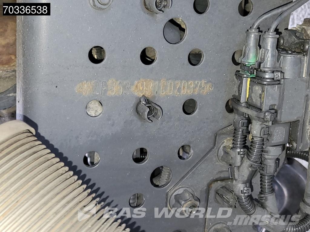 Mercedes-Benz Actros 1845 4X2 BigSpace Retarder 2x Tanks ACC Nav Vilcēji