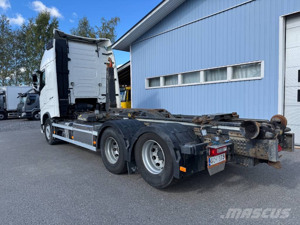 Volvo FH 500 Камиони с кран с кука
