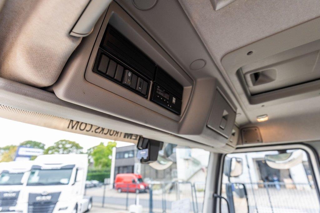 Volvo FL 250 (18T.) Sanduk kamioni
