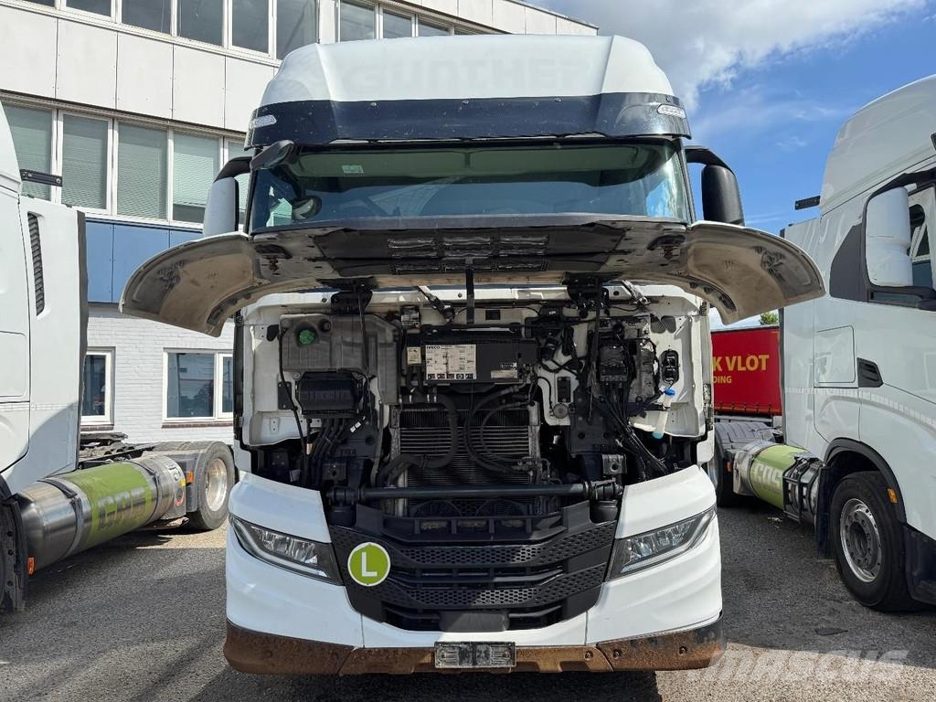 Iveco S-WAY 460 4X2 EURO 6 + INTARDER + ALCOA Naudoti vilkikai