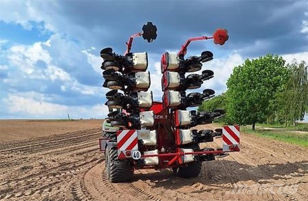 Horsch Maistro 8CC 12 reihig, 3970ha Natančne sejalnice