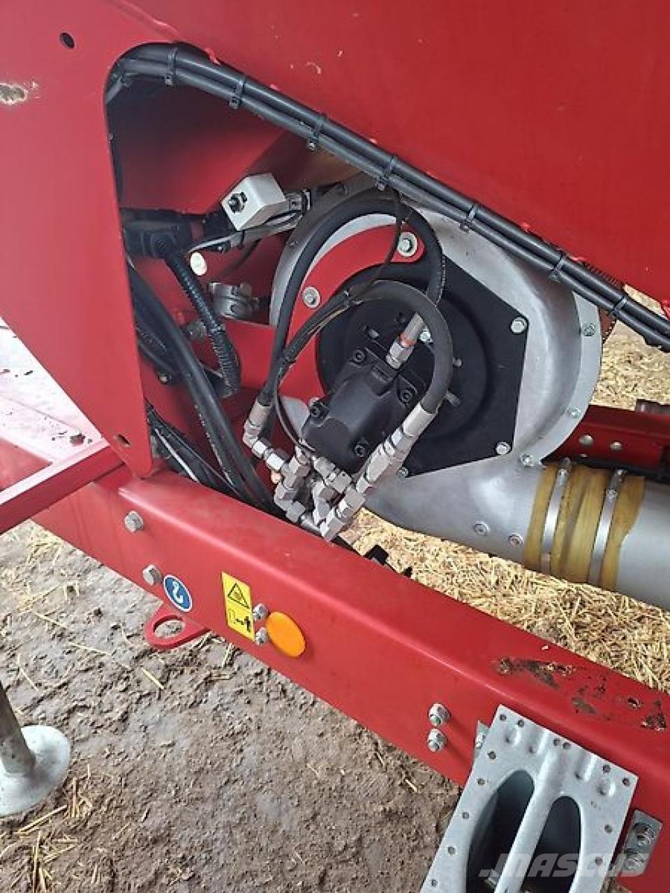Horsch Maistro 8CC 12 reihig, 3970ha Natančne sejalnice