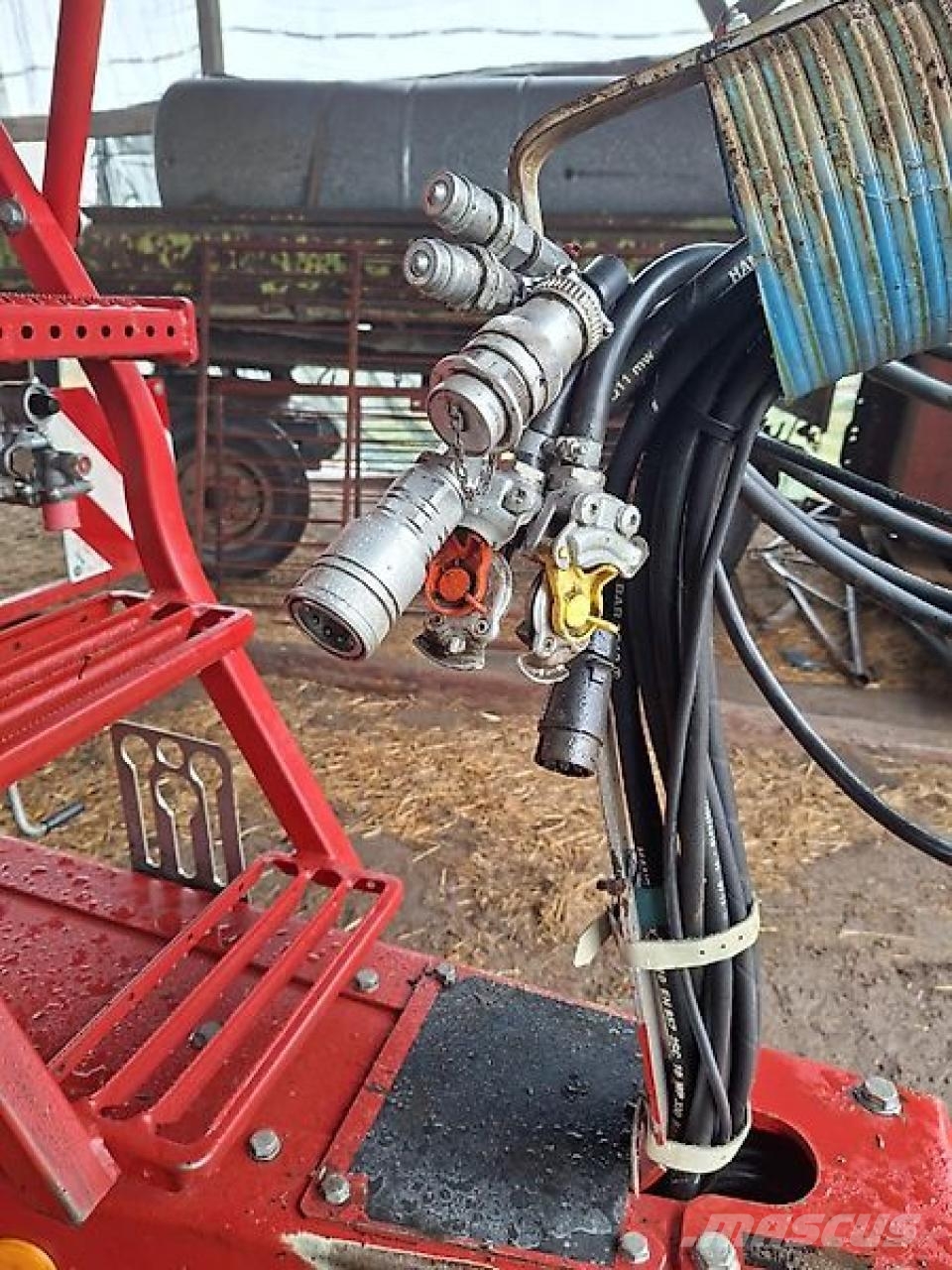 Horsch Maistro 8CC 12 reihig, 3970ha Natančne sejalnice