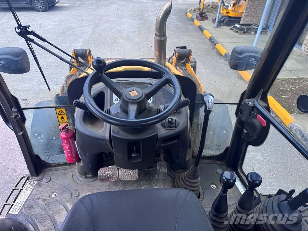 JCB 3CX SM MANUAL TRANSMISSION - CONSIGNED TO TCH JCB Baggerlader