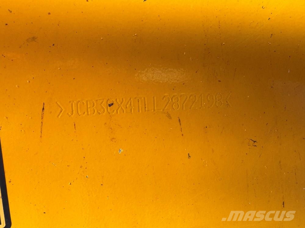 JCB 3CX SM MANUAL TRANSMISSION - CONSIGNED TO TCH JCB Baggerlader