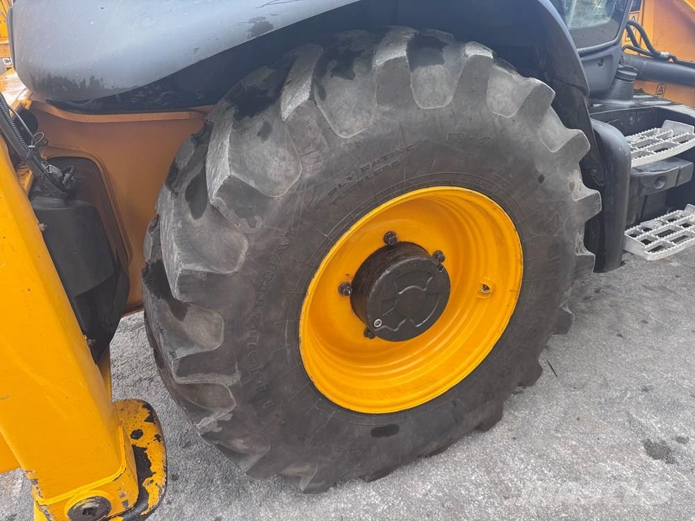 JCB 3CX SM MANUAL TRANSMISSION - CONSIGNED TO TCH JCB Baggerlader
