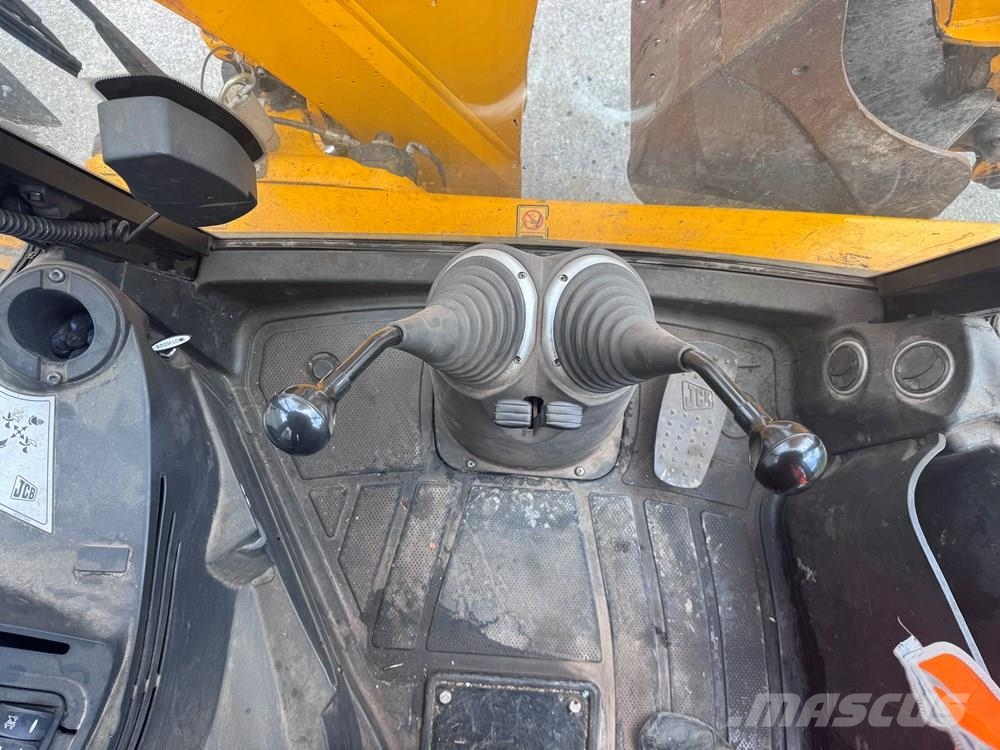 JCB 3CX SM MANUAL TRANSMISSION - CONSIGNED TO TCH JCB Baggerlader