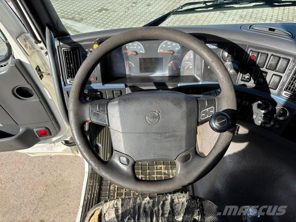 Volvo FM 440 8x4*4 PK 27002 / PALIFT L=5040 mm 起重機卡車