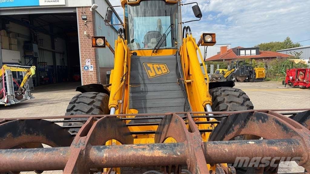 JCB 436B Iekrāvēji uz riteņiem