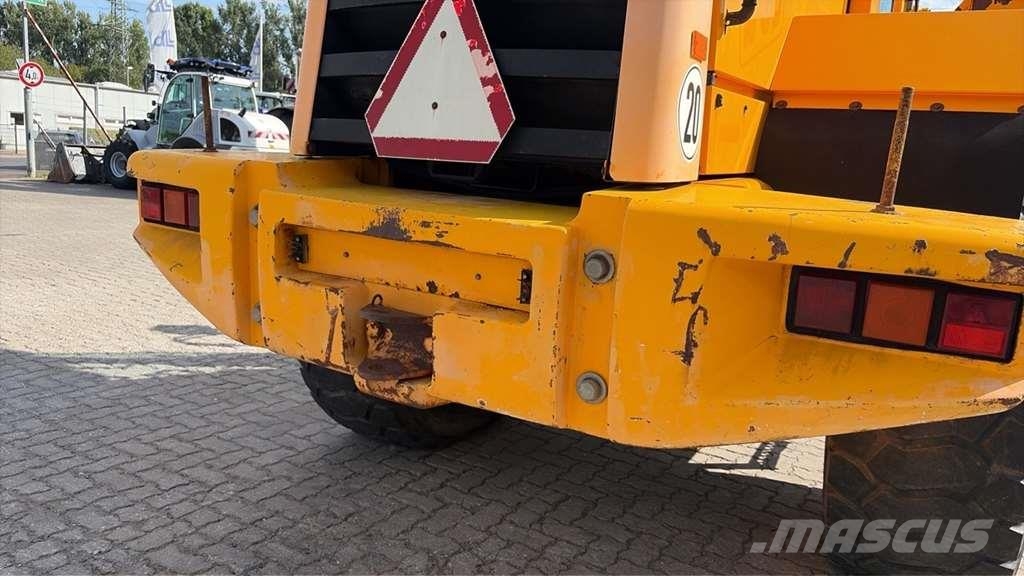 JCB 436B Radlader