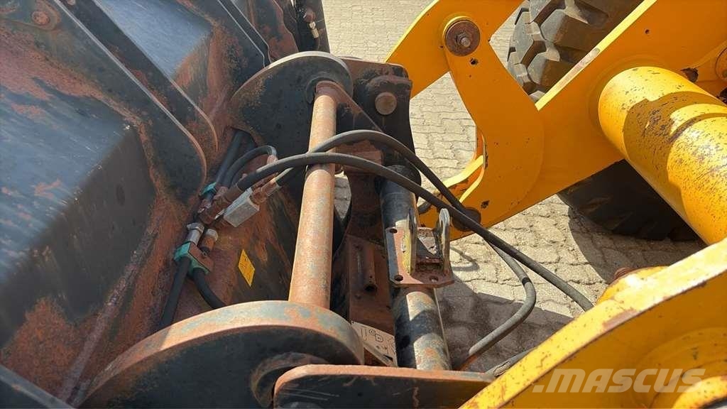 JCB 436B Wielladers