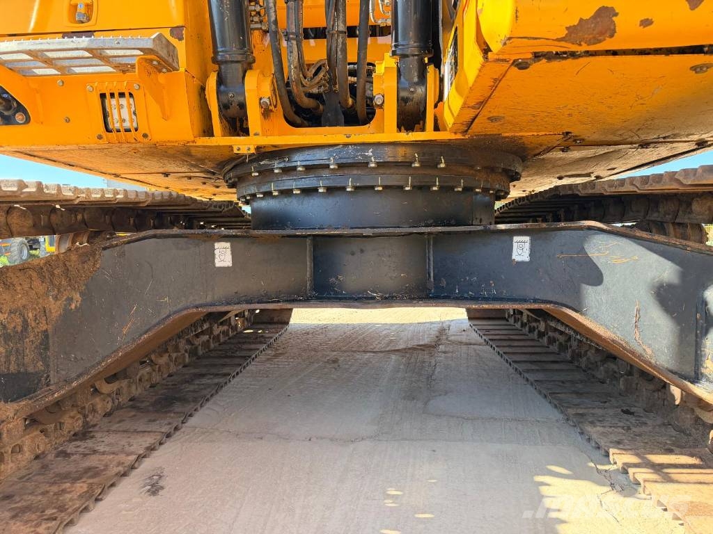JCB 131 XLC Excavadoras sobre orugas